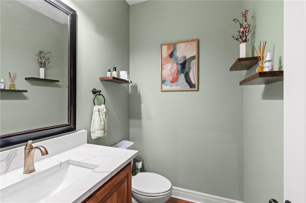 2907 Ne Viewpark Place Property Photo 27