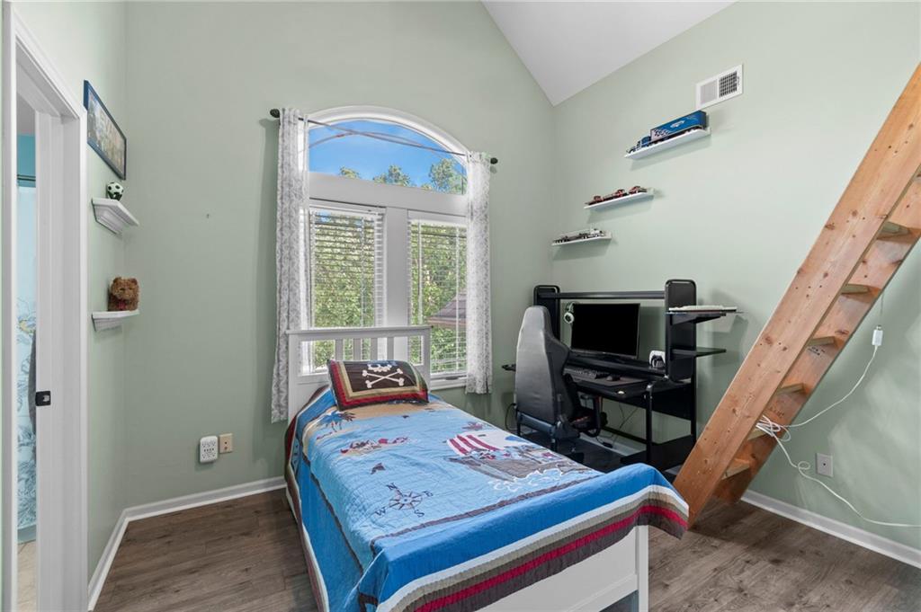 2907 Ne Viewpark Place Property Photo 41