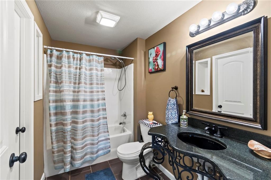 2907 Ne Viewpark Place Property Photo 44