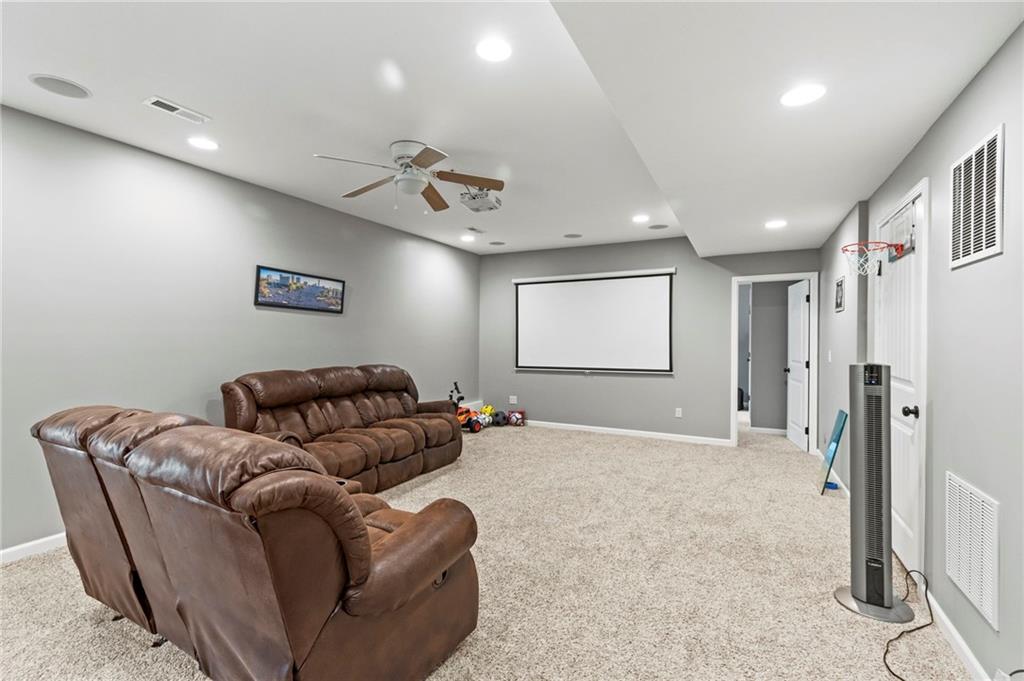 2907 Ne Viewpark Place Property Photo 45
