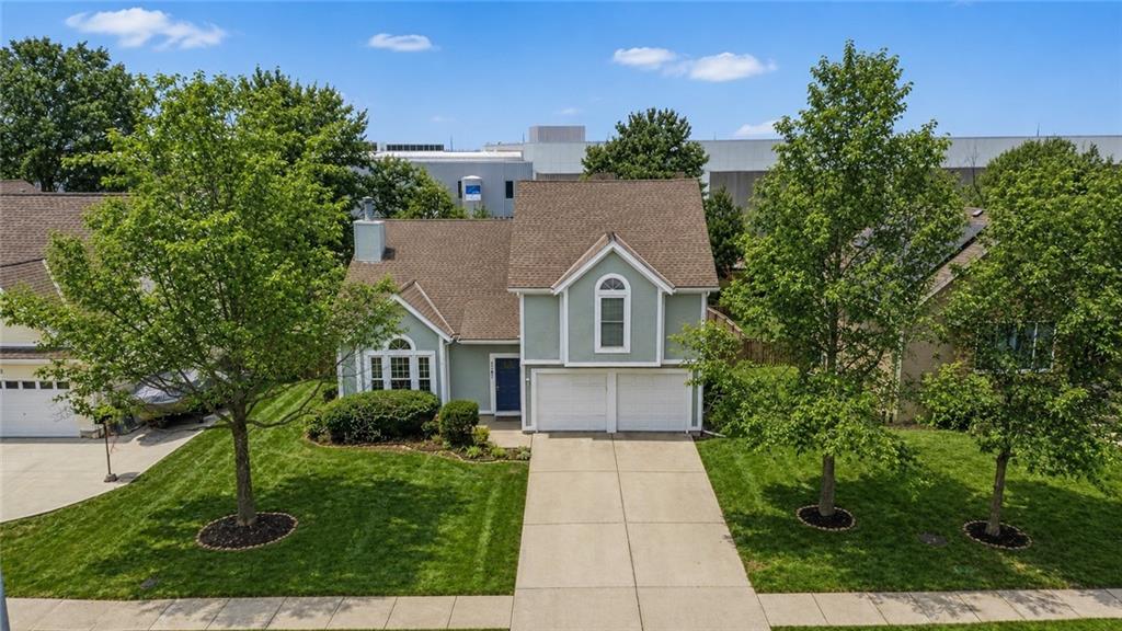 1181 E Meadow Lane Property Photo 3