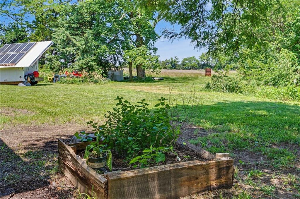 17846 270th Road Property Photo 12