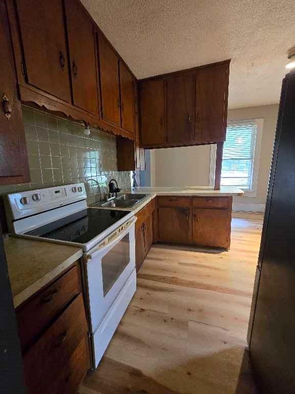 406 Main Street Property Photo 7