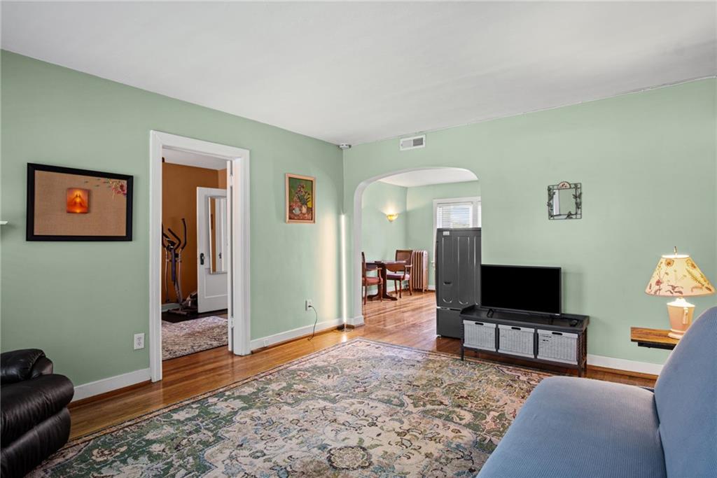 212 Emanuel Cleaver Ii Boulevard Property Photo 9