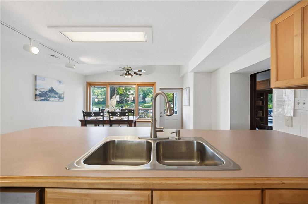 859 Nw South Shore Drive Property Photo 34
