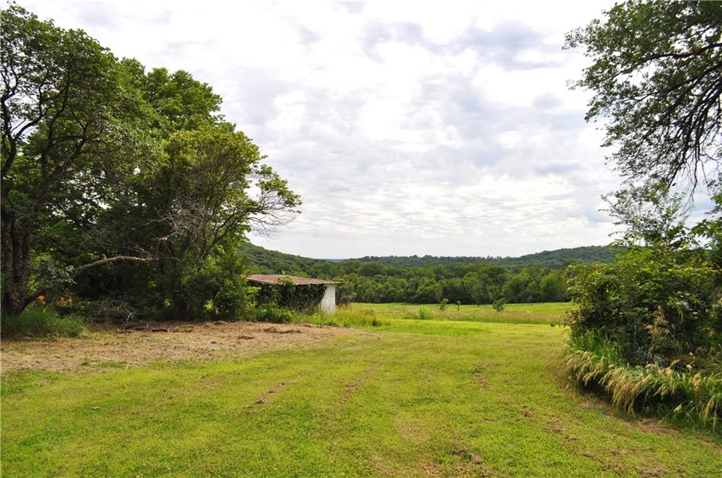 33135 Iatan Road Property Photo 11