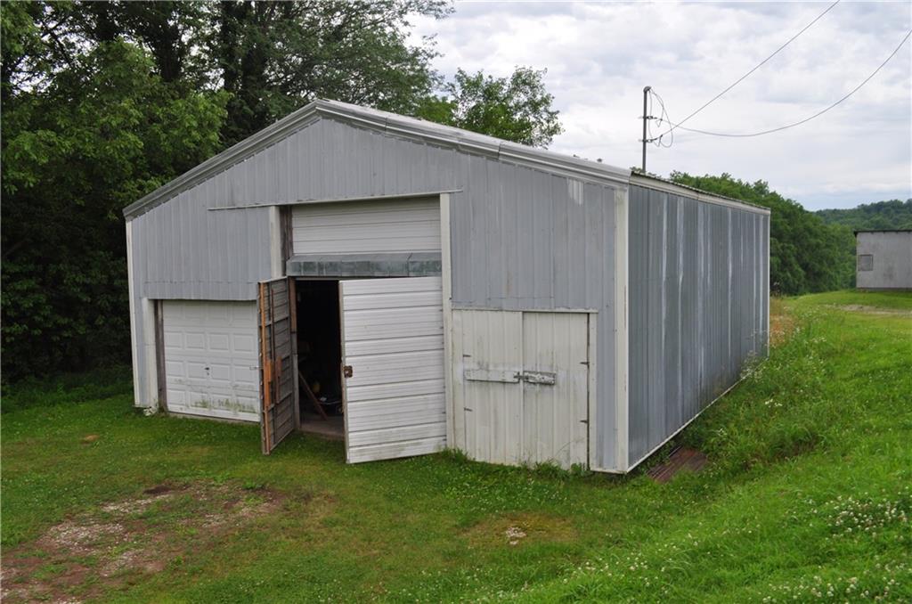 33135 Iatan Road Property Photo 27
