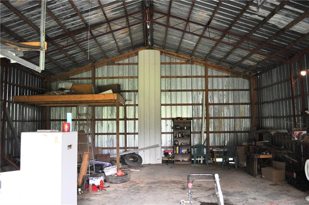 33135 Iatan Road Property Photo 28