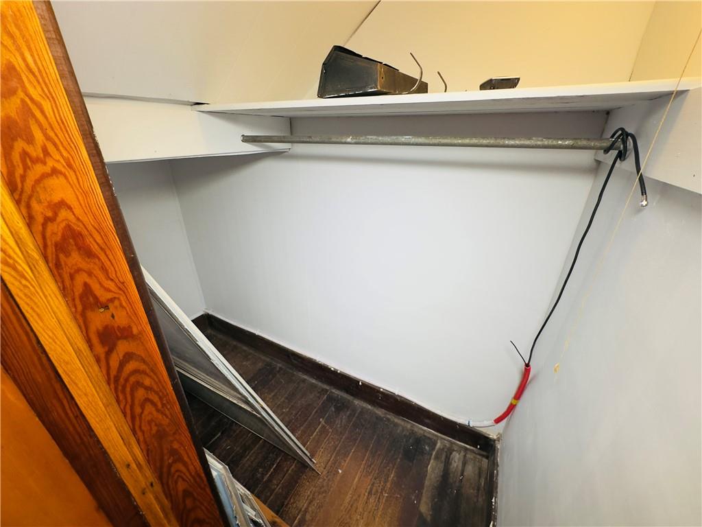 409 W Miller Street Property Photo 27