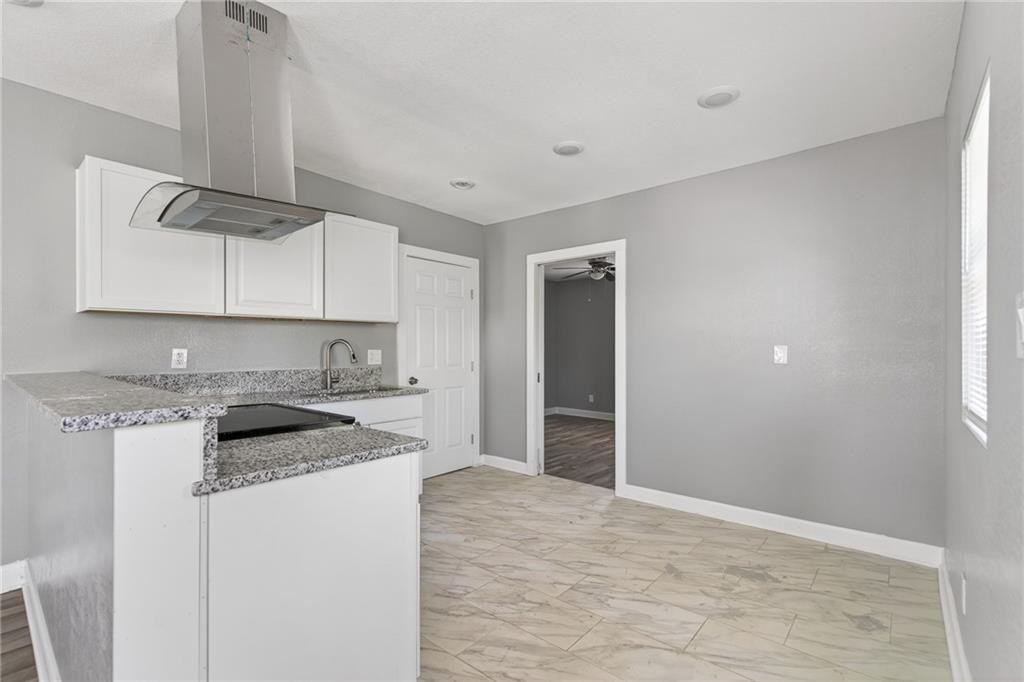 6821 Monroe Avenue Property Photo 6