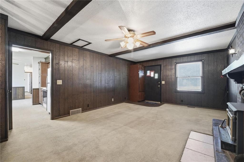 483 Ne Meadowbrook Road Property Photo 8
