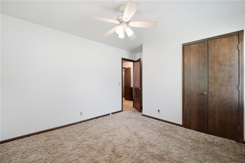 483 Ne Meadowbrook Road Property Photo 28