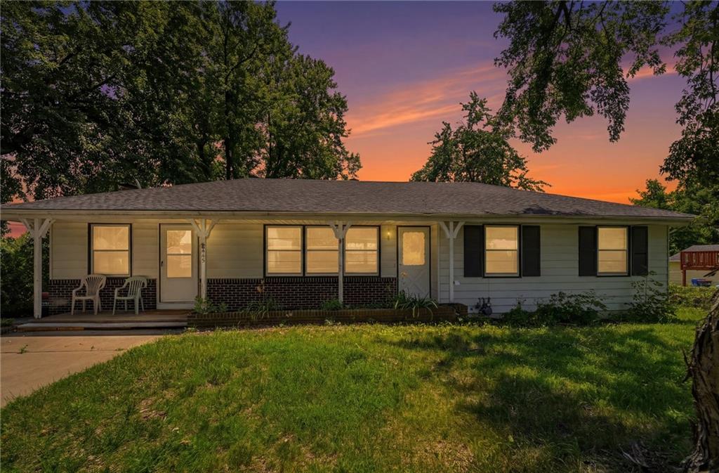 483 Ne Meadowbrook Road Property Photo 45