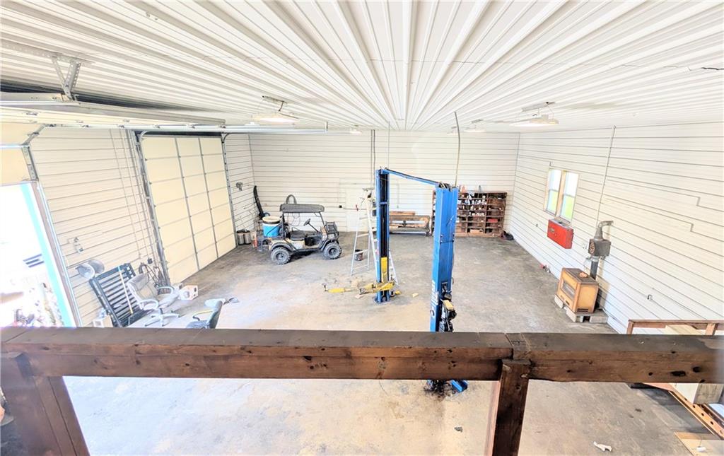 3055 S 32 Highway Property Photo 4