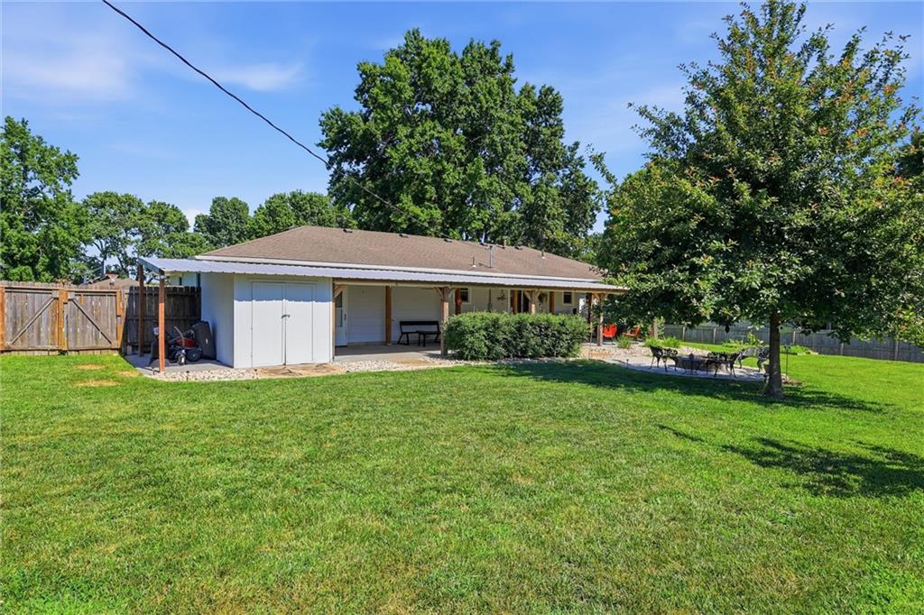 3714 N 154th Terrace Property Photo 40
