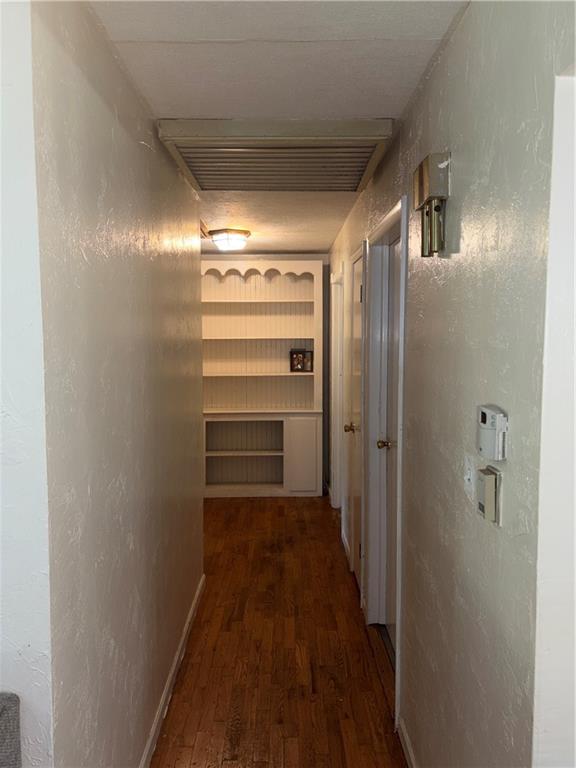 802 E 4th Avenue Property Photo 12