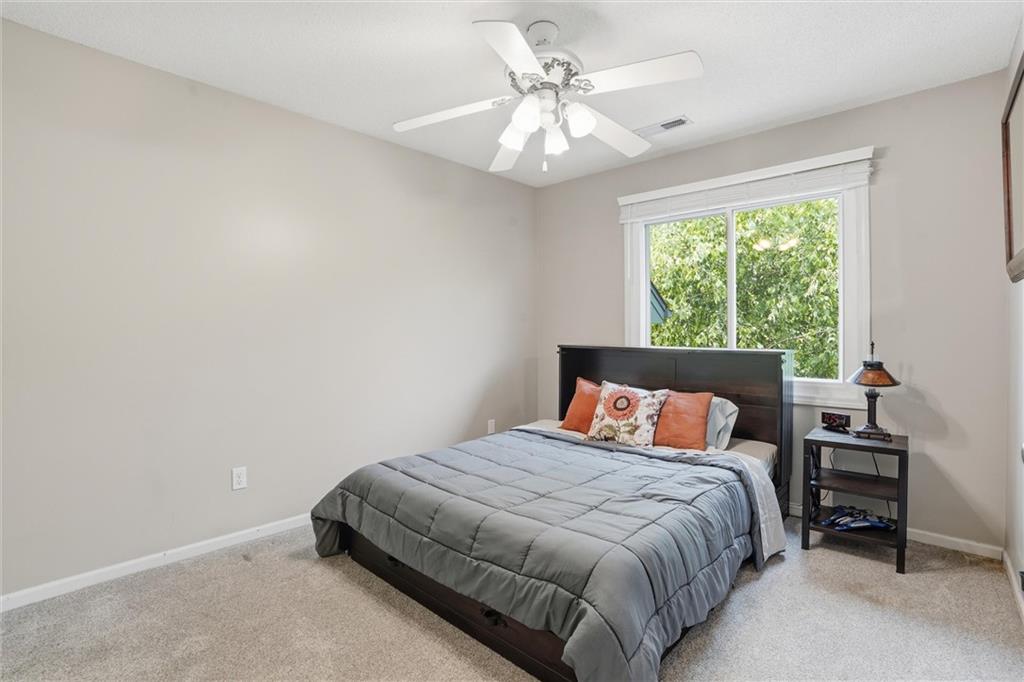 204 N Walker Drive Property Photo 33