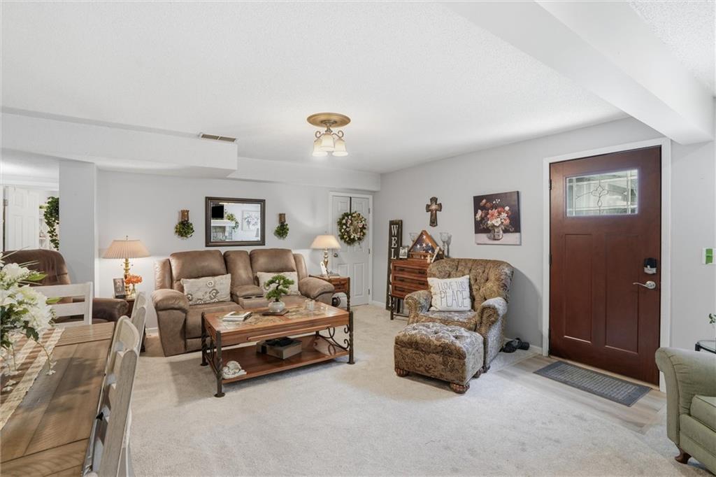 204 N Walker Drive Property Photo 37