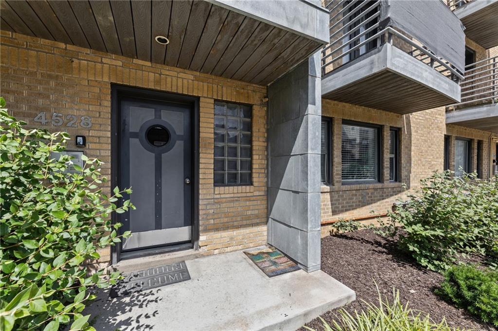 4528 N Broadway Boulevard Property Photo 2