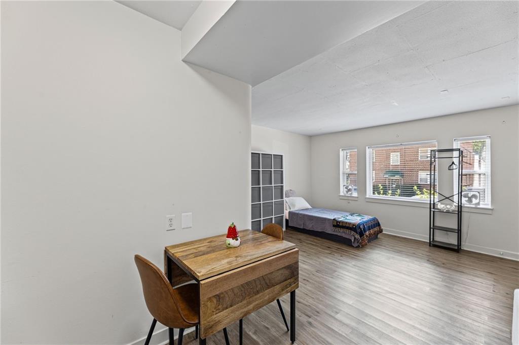 4528 N Broadway Boulevard Property Photo 7