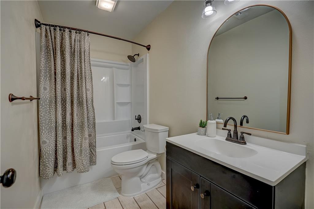 1011 Fox Run Drive Property Photo 19
