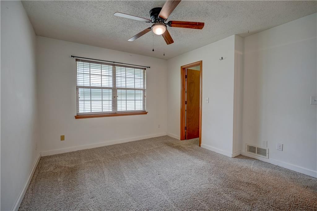 1011 Fox Run Drive Property Photo 25