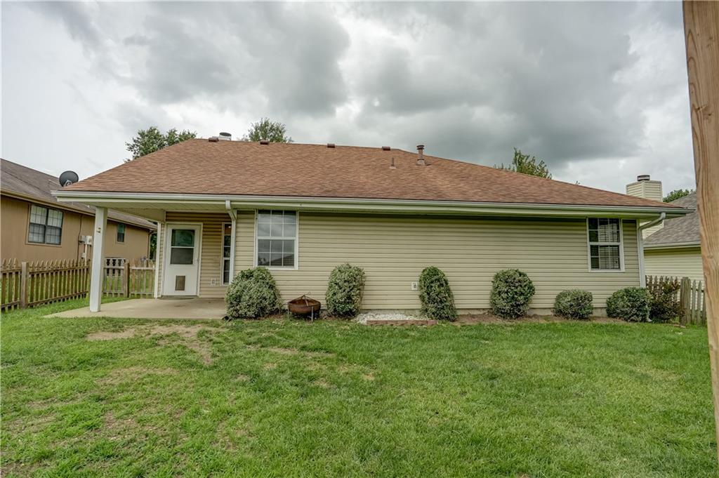 1011 Fox Run Drive Property Photo 30