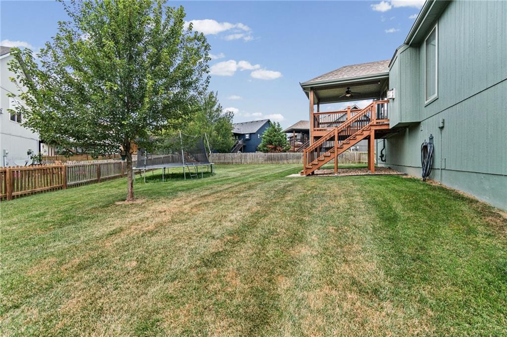 1913 White Tail Lane Property Photo 28