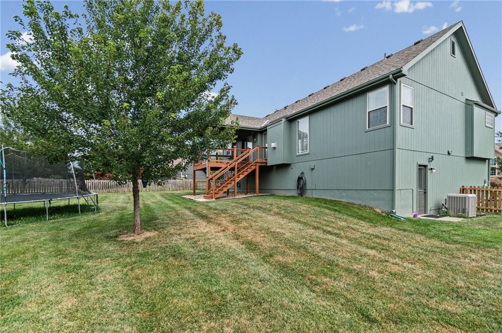 1913 White Tail Lane Property Photo 29