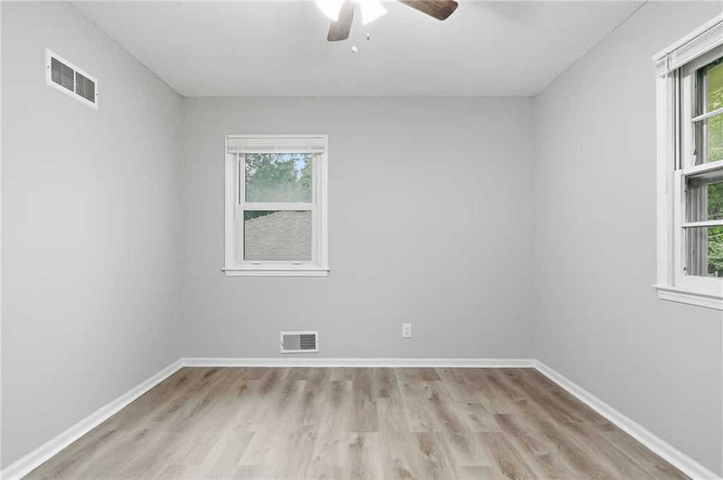 11016 Herrick Avenue Property Photo 11