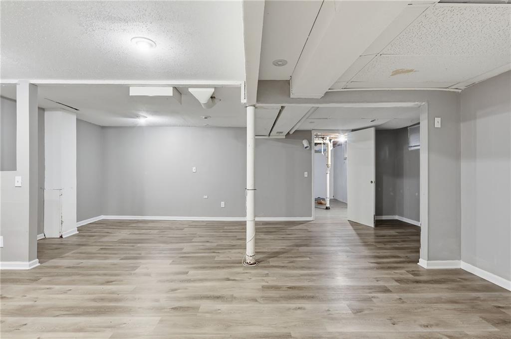 11016 Herrick Avenue Property Photo 36