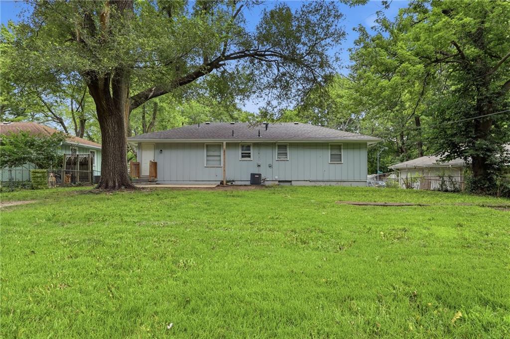 11016 Herrick Avenue Property Photo 43