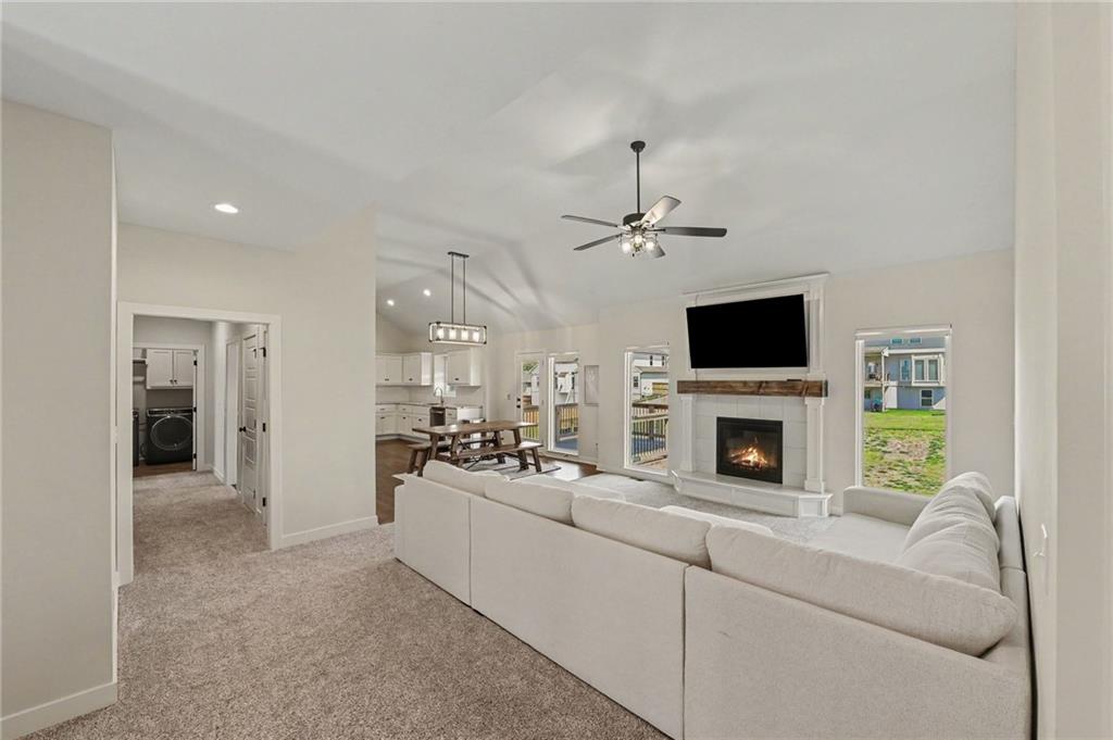 1018 Jasmine Drive Property Photo 7