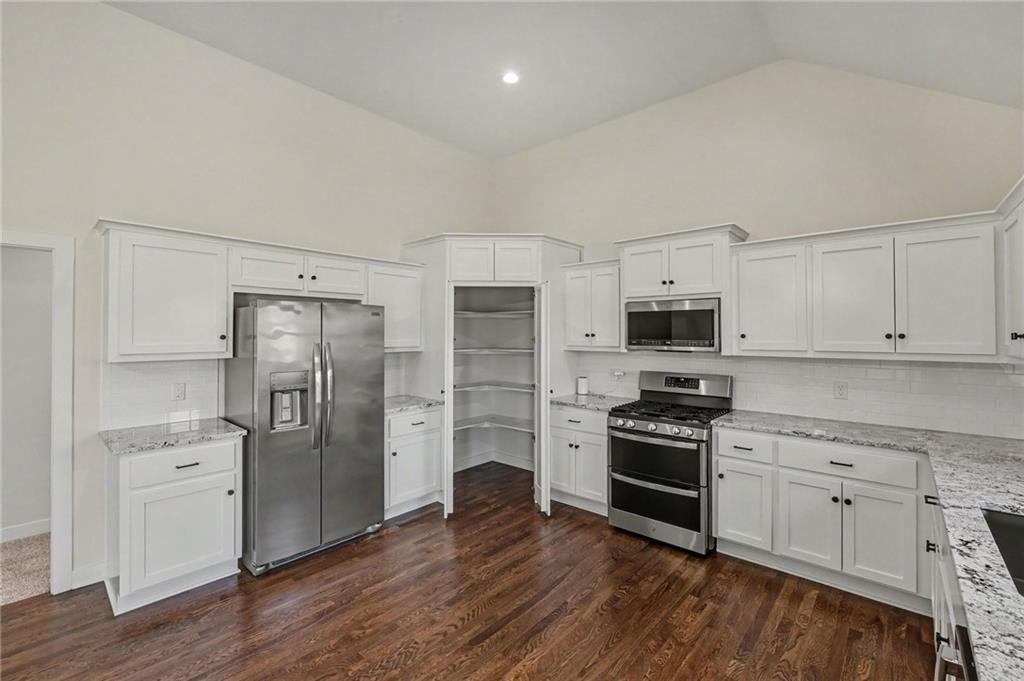 1018 Jasmine Drive Property Photo 10