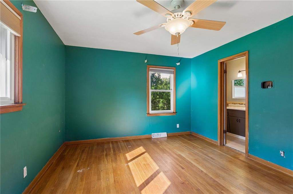 6826 N Baltimore Avenue Property Photo 15