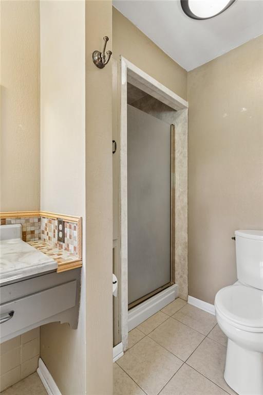 6826 N Baltimore Avenue Property Photo 17