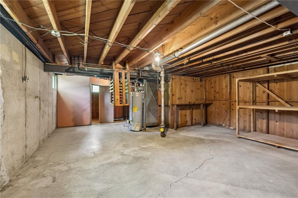 6826 N Baltimore Avenue Property Photo 27