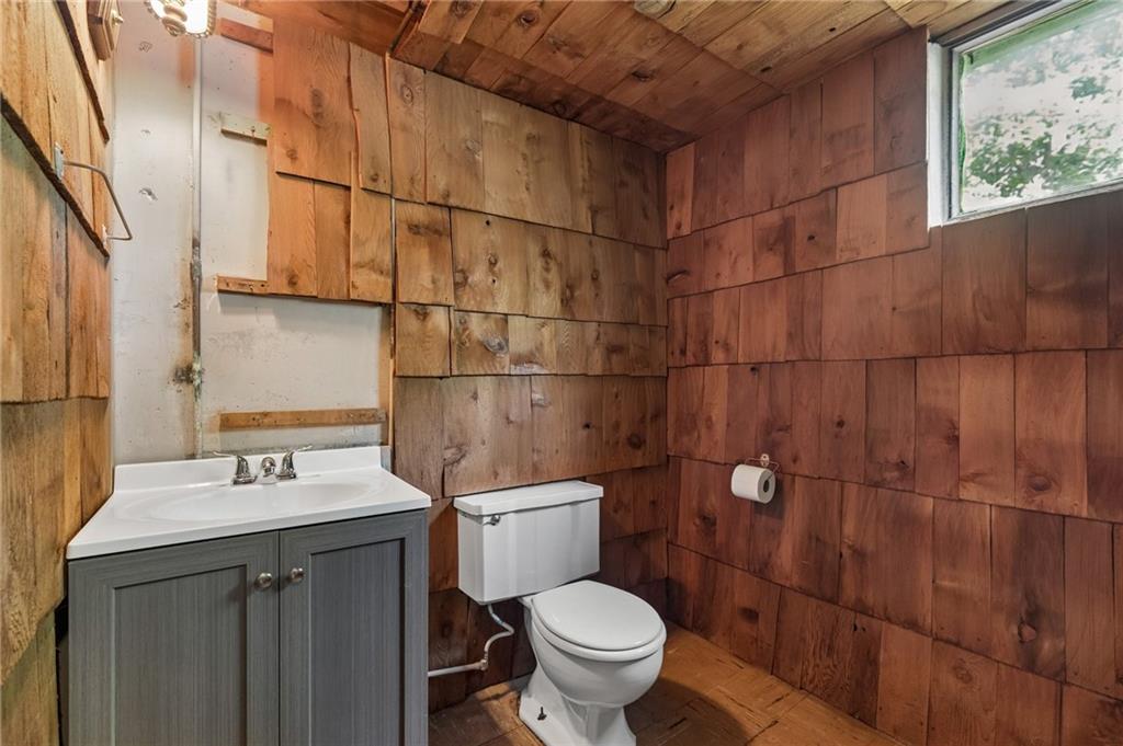 6826 N Baltimore Avenue Property Photo 28