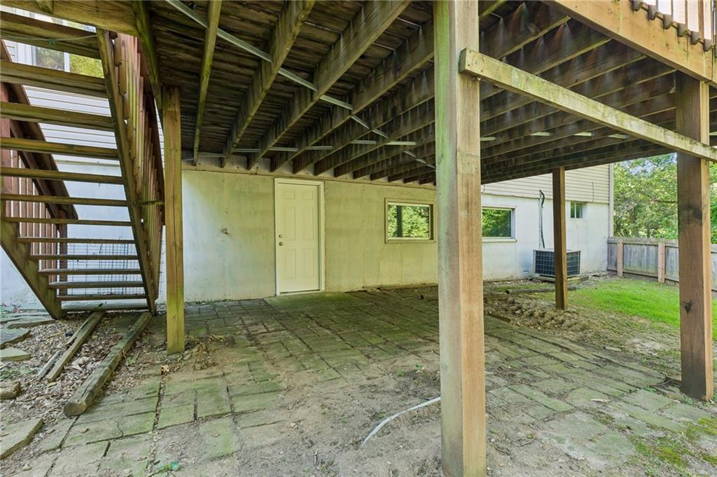 6826 N Baltimore Avenue Property Photo 32