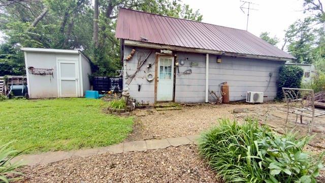 1030 W Walnut Street Property Photo 34