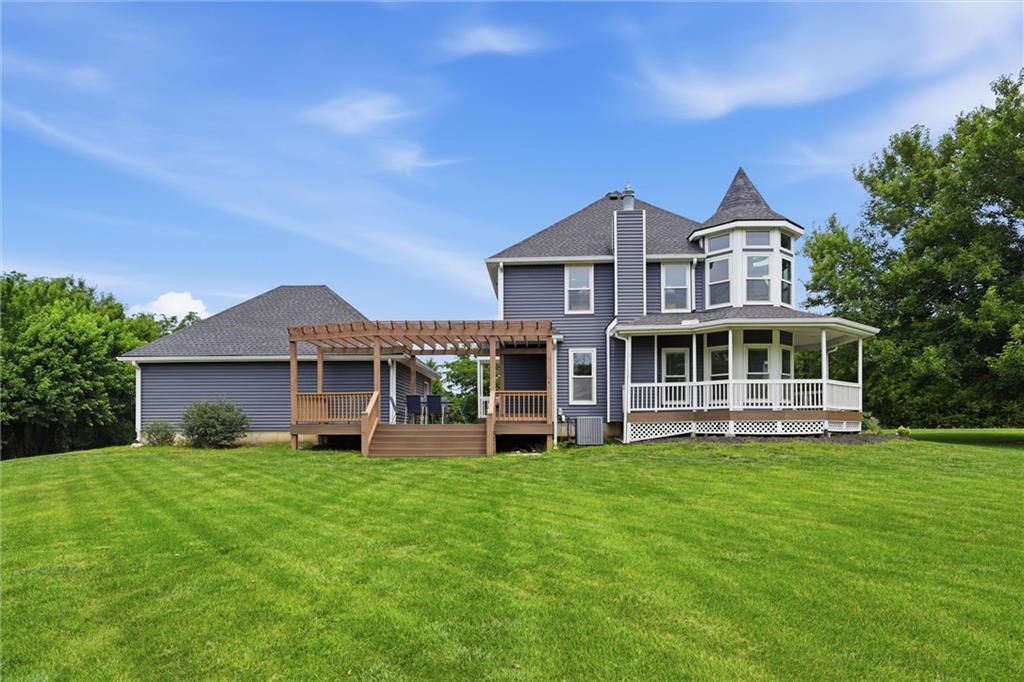 25290 Quivira Road Property Photo 3