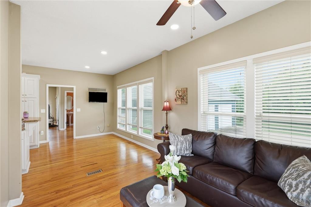 25290 Quivira Road Property Photo 9
