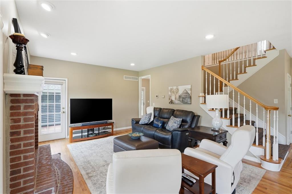 25290 Quivira Road Property Photo 13