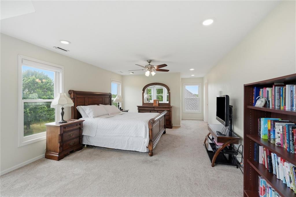 25290 Quivira Road Property Photo 18