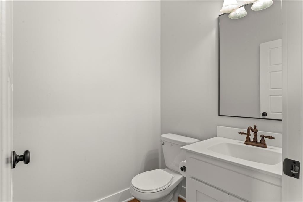 1121 S Minton Road Property Photo 13