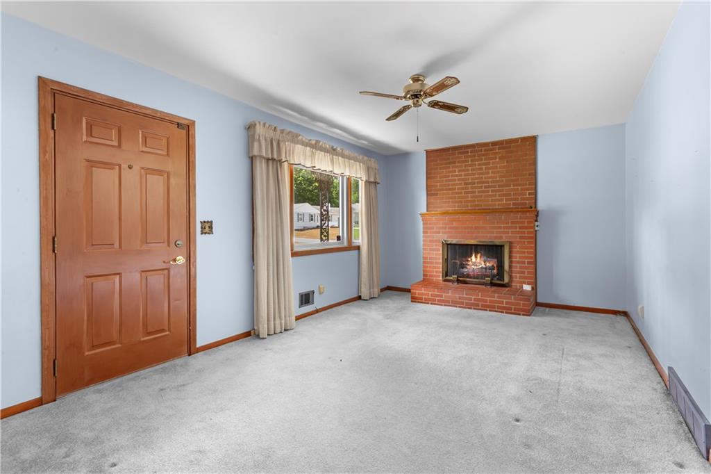 9806 E 77th Street Property Photo 7