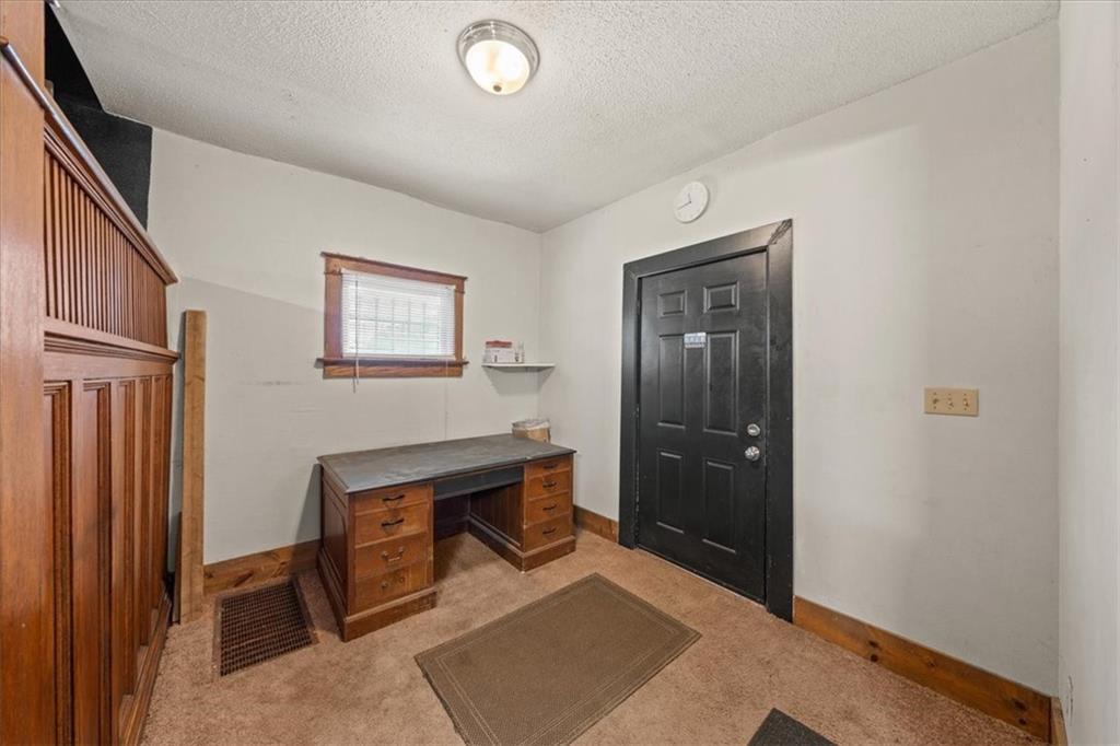3302 Prospect Avenue Property Photo 4