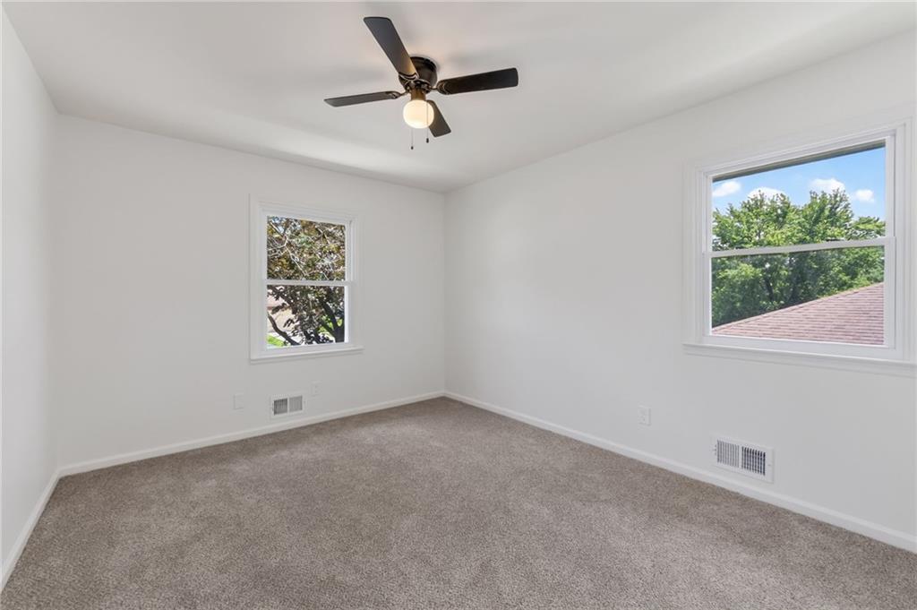1006 Orrington Place Property Photo 16