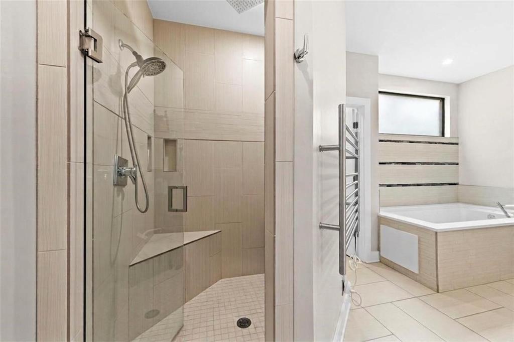6537 Ridge Road Property Photo 37