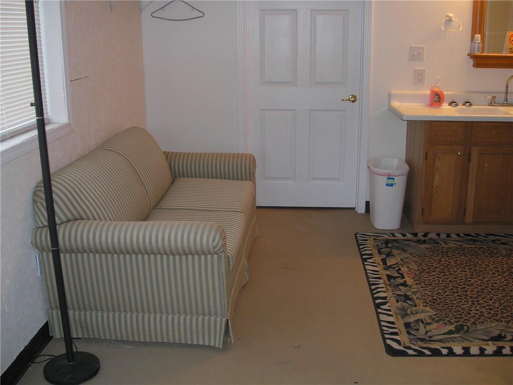 16831 Ava Drive Property Photo 22